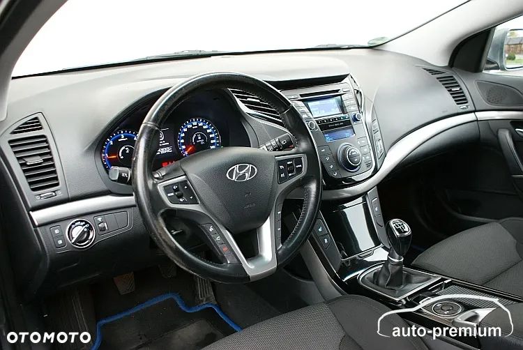 Hyundai i40 Kombi 1.7 CRDi Premium - 8