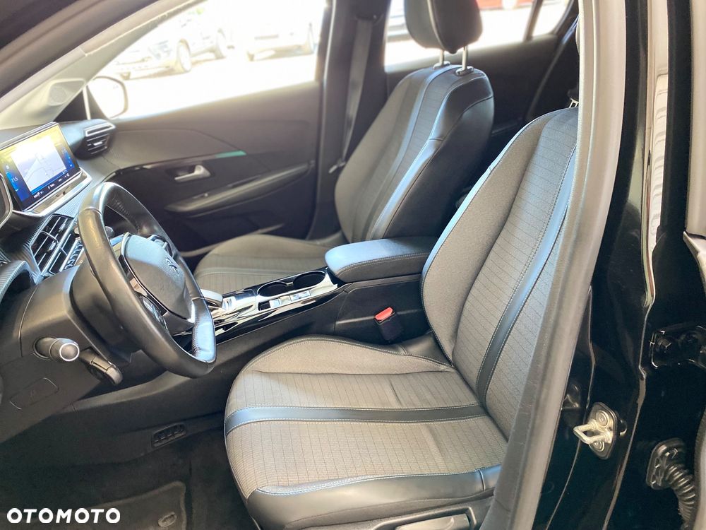 Peugeot 208 Elektromotor 136 Active Pack - 11