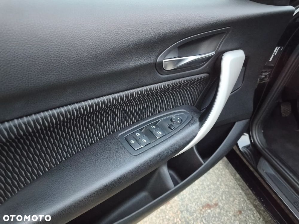 BMW Seria 1 118i - 39