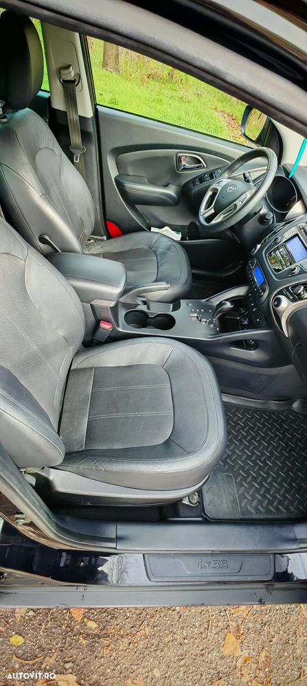Hyundai ix35 2.0 CRDI 4WD Automatik Premium - 12