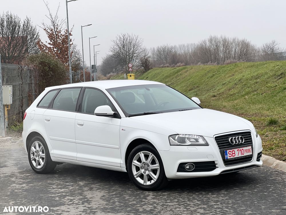 Audi A3 1.9 TDI Sportback S line Sportpaket plus - 1
