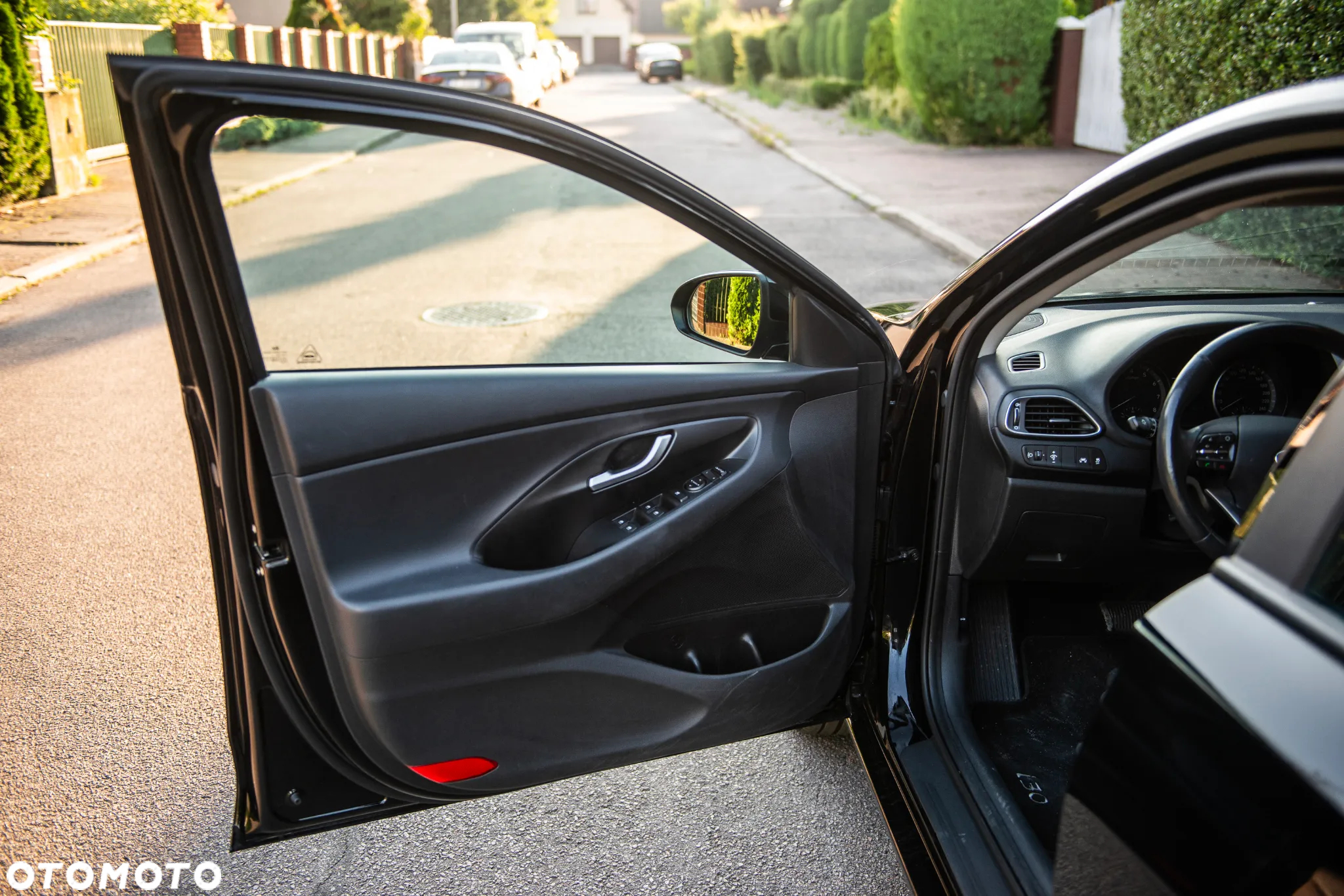 Hyundai i30 Kombi 1.4 T-GDI DCT Premium - 17