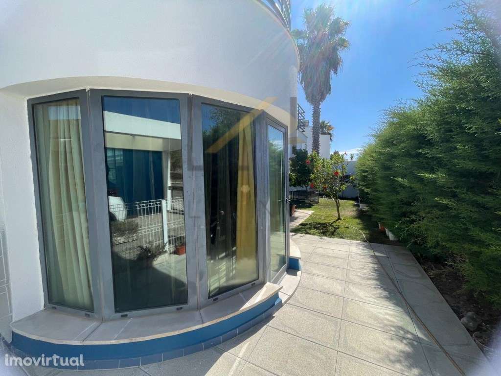 Moradia T3+1 com Piscina, no Condomínio Palmela Village, Quinta do ... - Grande imagem: 4/46