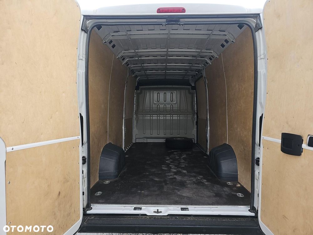 Citroën Jumper 35+ L4H2 2,2 BlueHDi 165KM S&S - 16