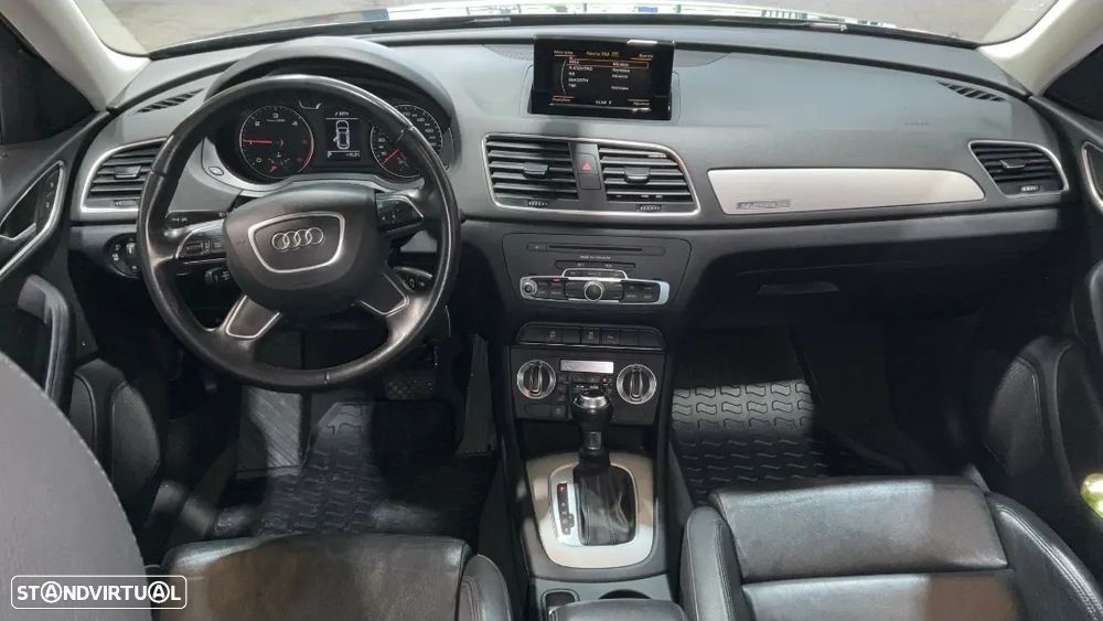 Audi Q3 2.0 TDI quattro Attraction S-tronic - 8