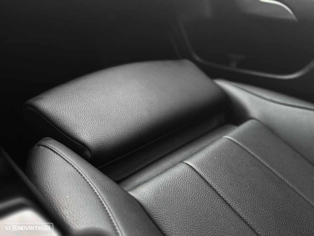 Mercedes-Benz A 250 - 16