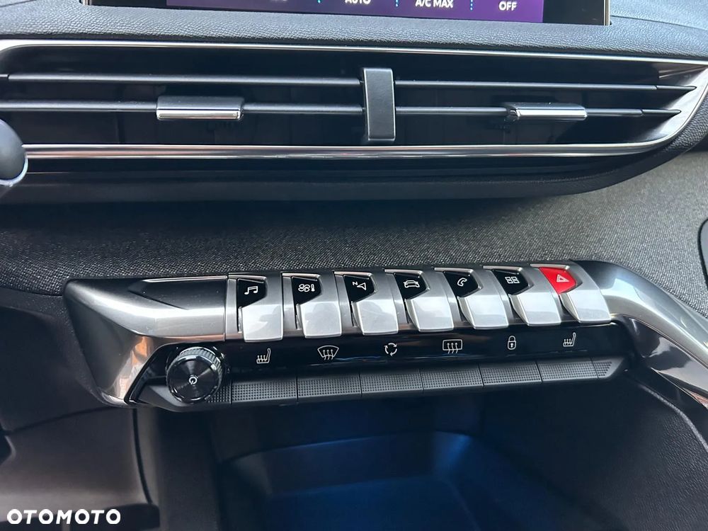 Peugeot 3008 PureTech 130 Stop & Start GPF EAT8 Active Business-Paket - 26