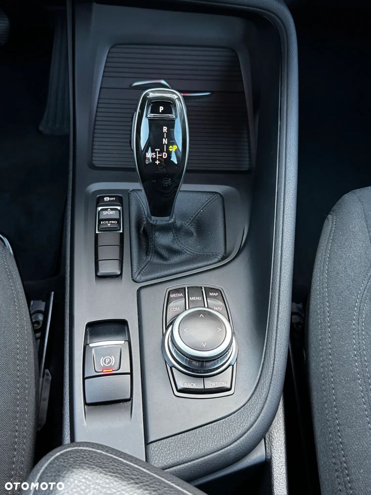BMW X1 sDrive18i - 26