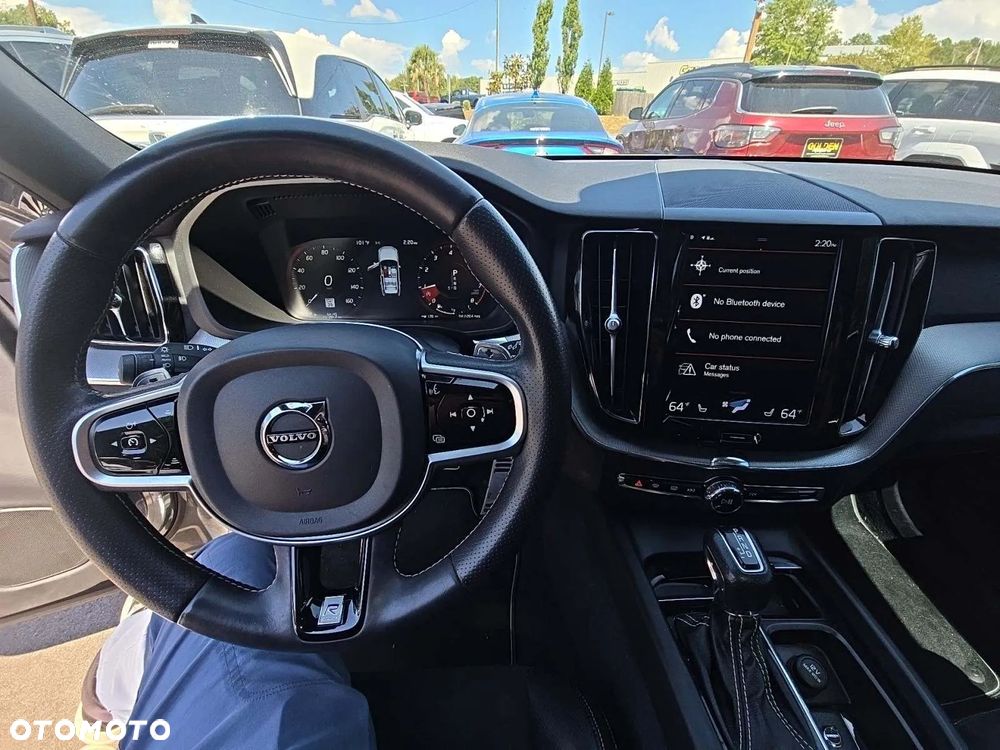 Volvo XC 60 T6 AWD R-Design - 8
