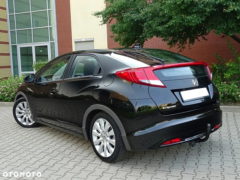 Honda Civic 1.4 i-VTEC Comfort Black Edition - 3