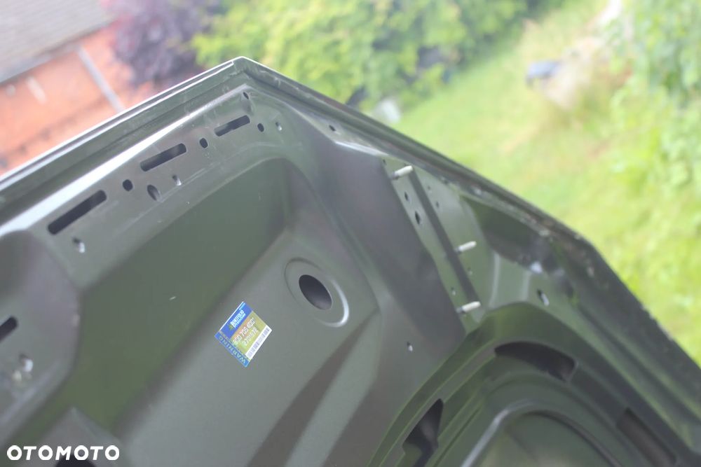 MASKA POKRYWA SILNIKA AUDI A4 B9 LZ7S 8W0010504AN 2022 - 18