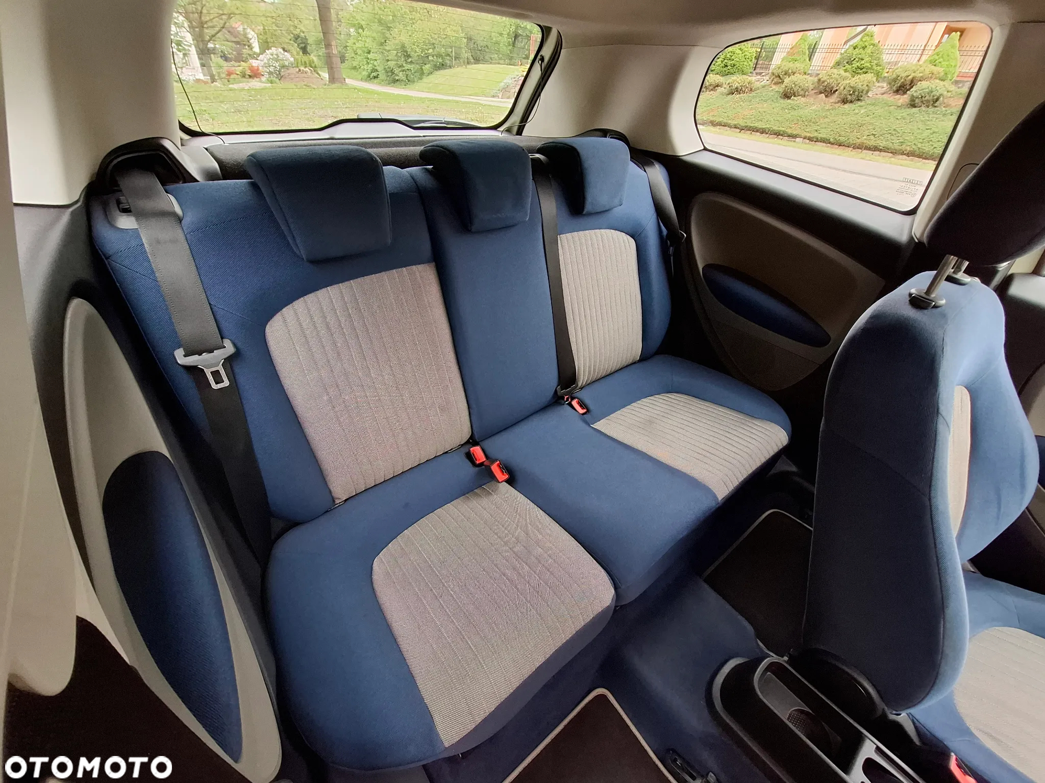 Fiat Grande Punto - 10