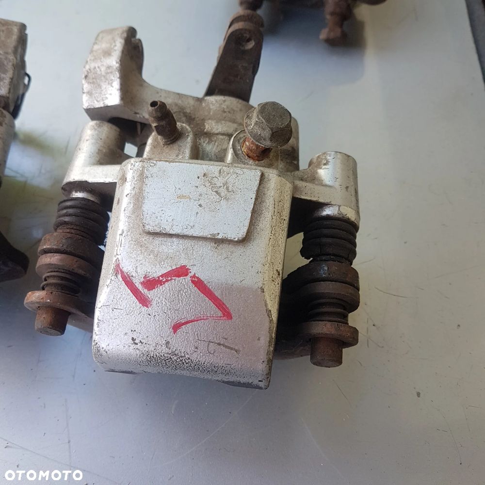 zacisk jażmo tył tylne aixam 400 500 721 741 751 city coupe crossline rooadline scouty crossover 500 gto jdm simpa albixia aleos abaca titane ligier prima optima 2 4 ambra nova x too x pro js rc bellier vario belliner atol vario opale divane erad spacia aurora tasso bingo grecav eke casalini ydea sulky m10 microcar jdue lyra virgo mc1 mc2 mgo chatenet barooder speedino ch26 ch30 ch32 ch39 ch40 ch56 ch46 - 22