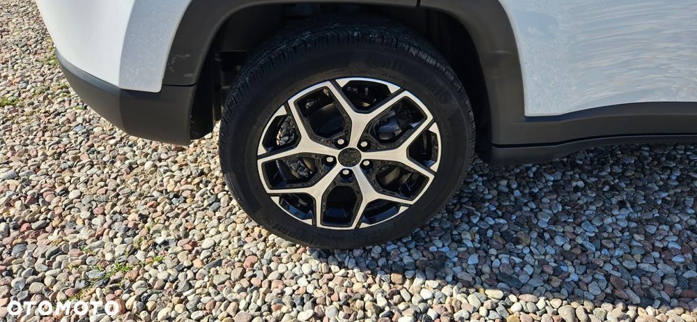 Jeep Compass - 18