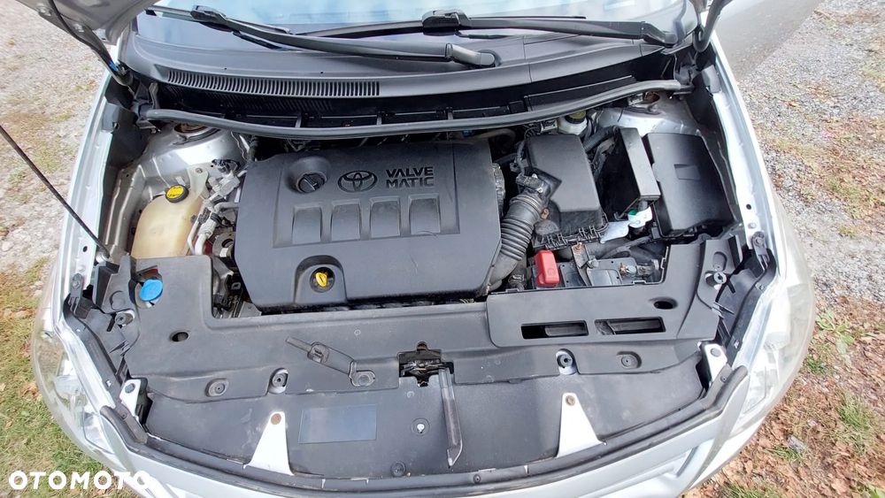 Toyota Auris 1.6 Dynamic - 6