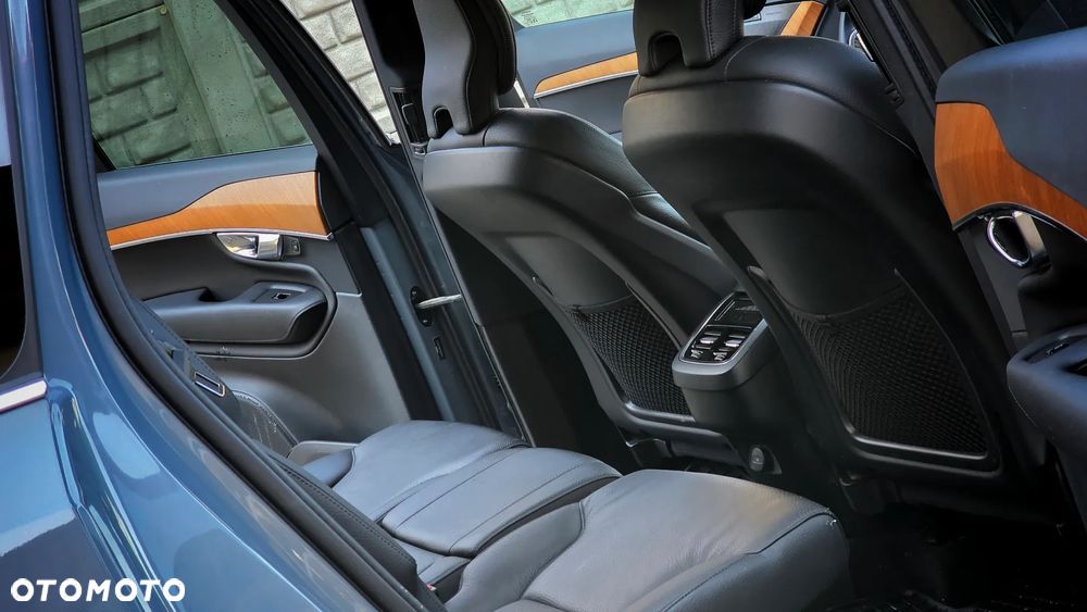 Volvo XC 90 - 19