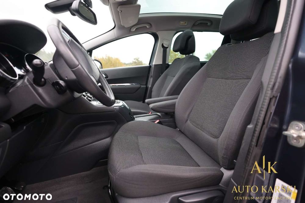 Peugeot 5008 - 31