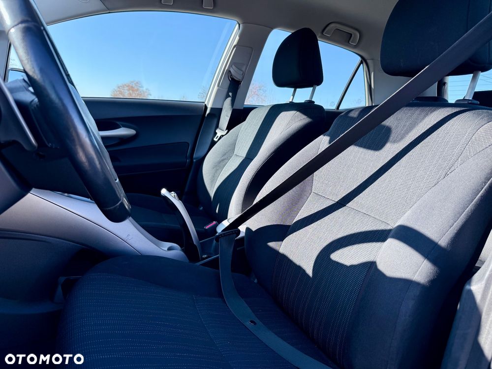 Toyota Auris 1.6 VVT-i Multimode Executive - 23