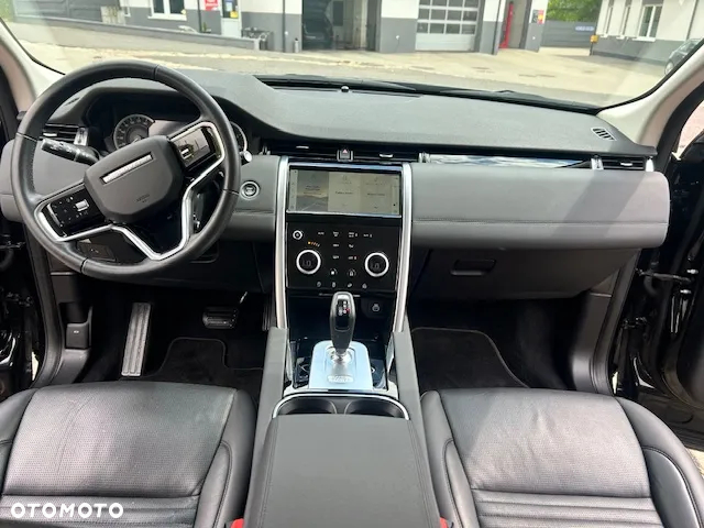 Land Rover Discovery Sport - 10