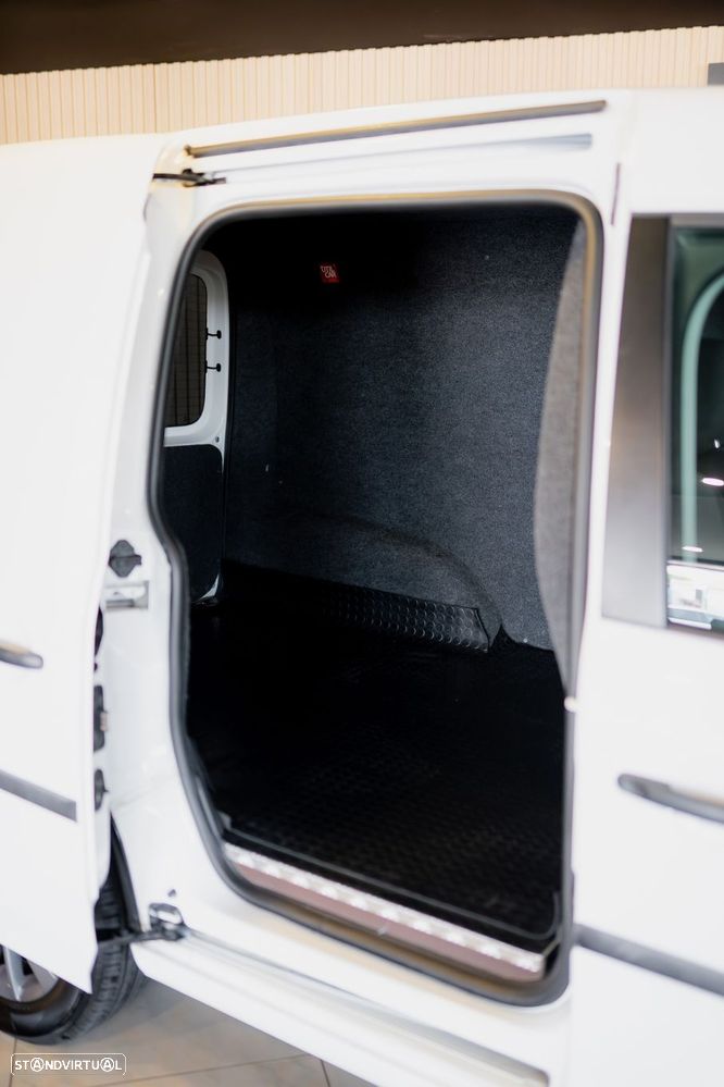 VW Caddy 2.0 TDi BM Trendline - 11