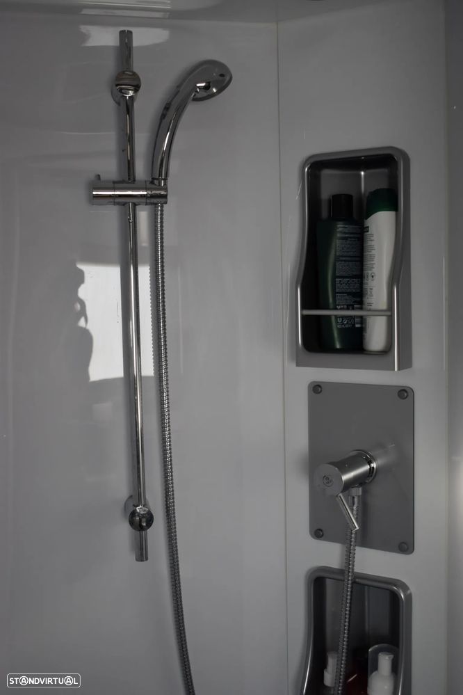 McLouis Nevis 872 - 15