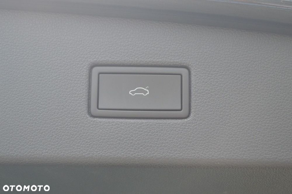 Volkswagen Tiguan 2.0 TDI SCR 4Mot Elegance DSG - 34