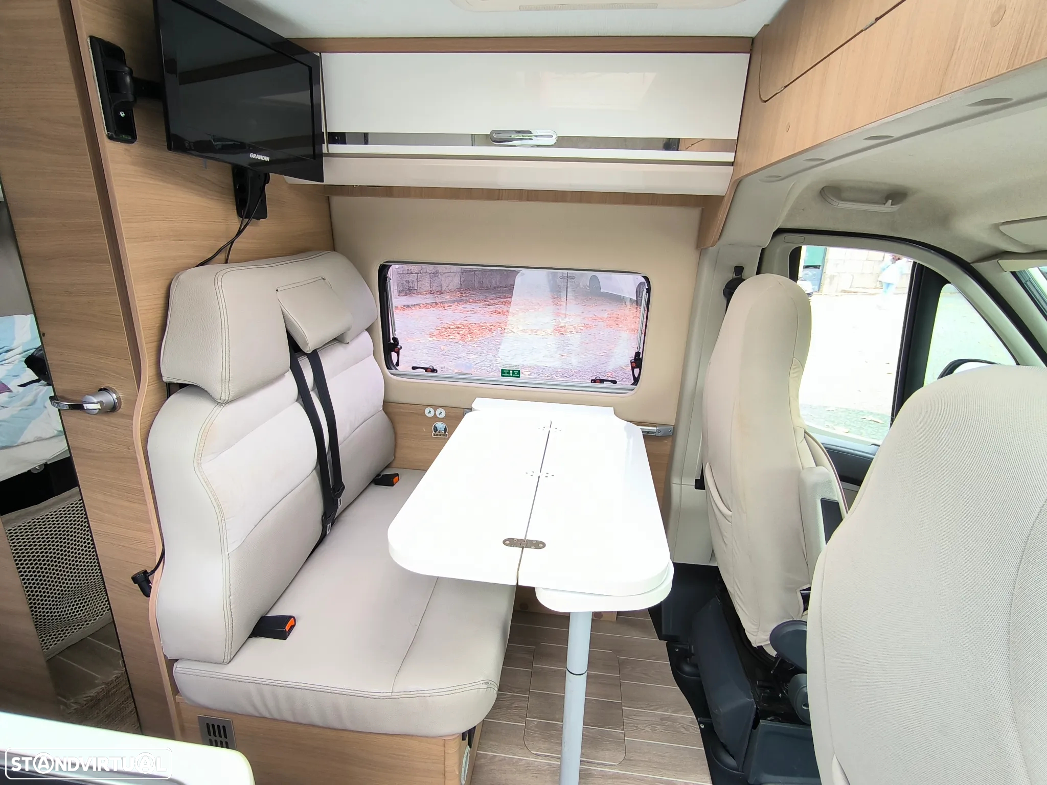 McLouis Menfys Van S-line - 13