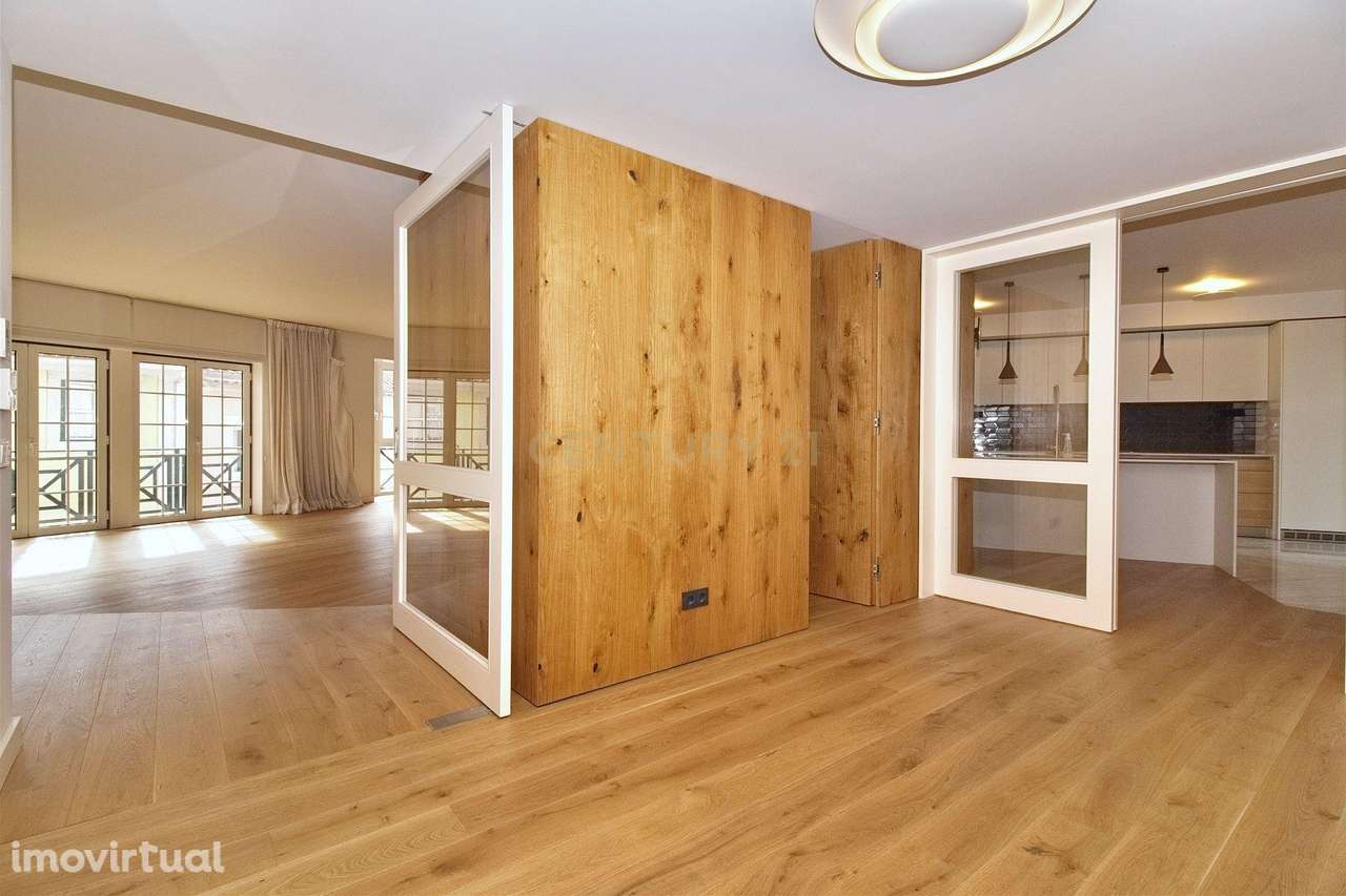 Apartamento T4+1 totalmente remodelado com Garagem no Príncipe Real - Grande imagem: 3/38