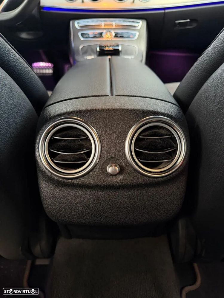 Mercedes-Benz E 300 de AMG Line - 25