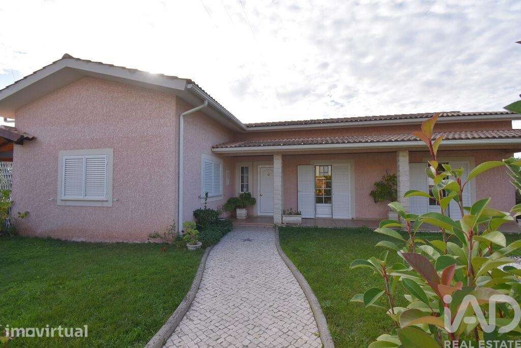 Casa / Villa T3 em Arrifana de 228,00 m2