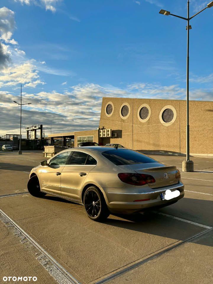 Volkswagen Passat CC 2.0 TDI DPF - 3