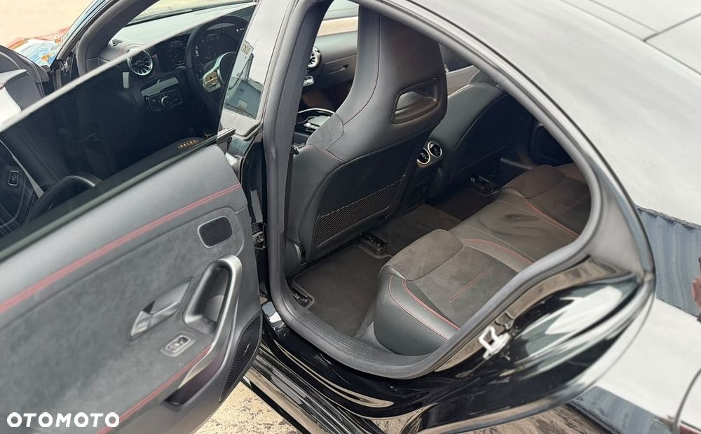 Mercedes-Benz CLA 220 d AMG Line 8G-DCT - 13