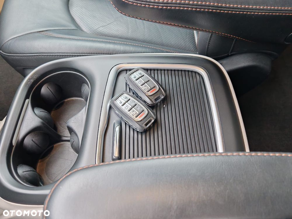 Chrysler Pacifica - 18