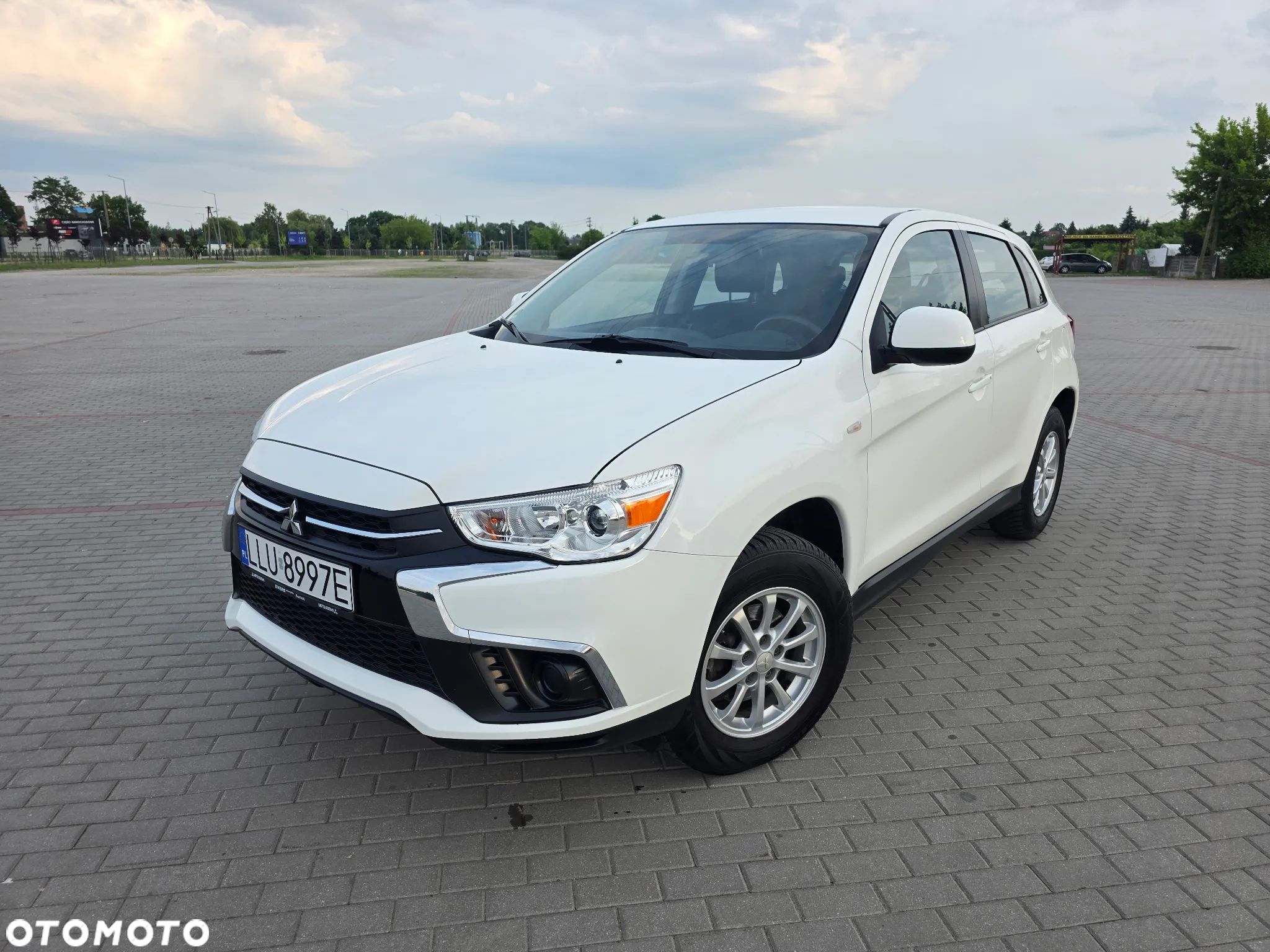 Mitsubishi ASX 1.6 2WD Comfort Edition - 1