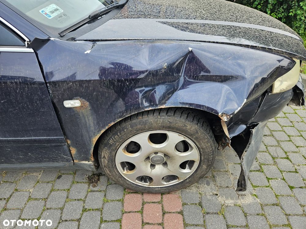 Audi A6 Avant 2.4 Quattro - 8