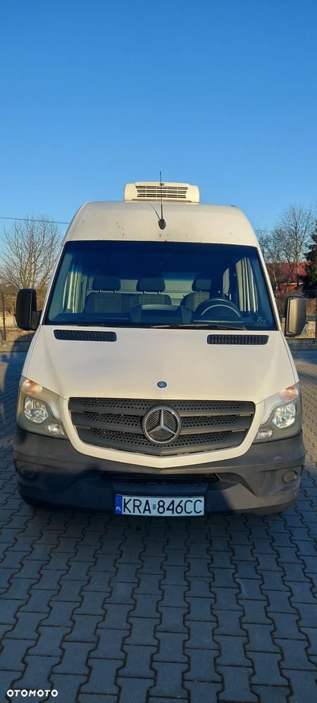 Mercedes-Benz Sprinter - 5