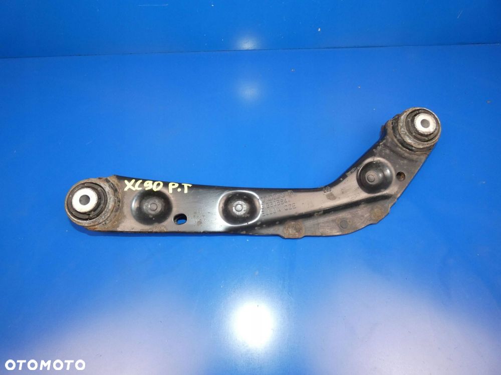 VOLVO XC90 II WAHACZ PRAWY TYŁ TYLNY - 1