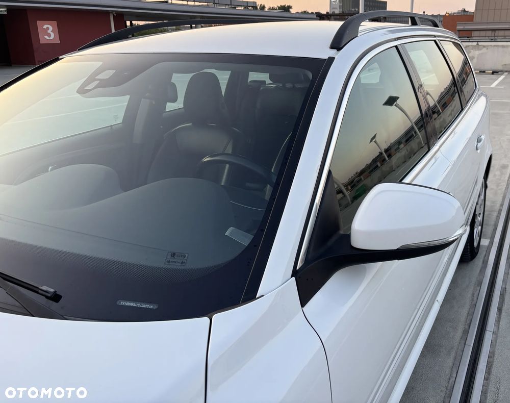 Volvo V70 2.5T Ocean Race - 6