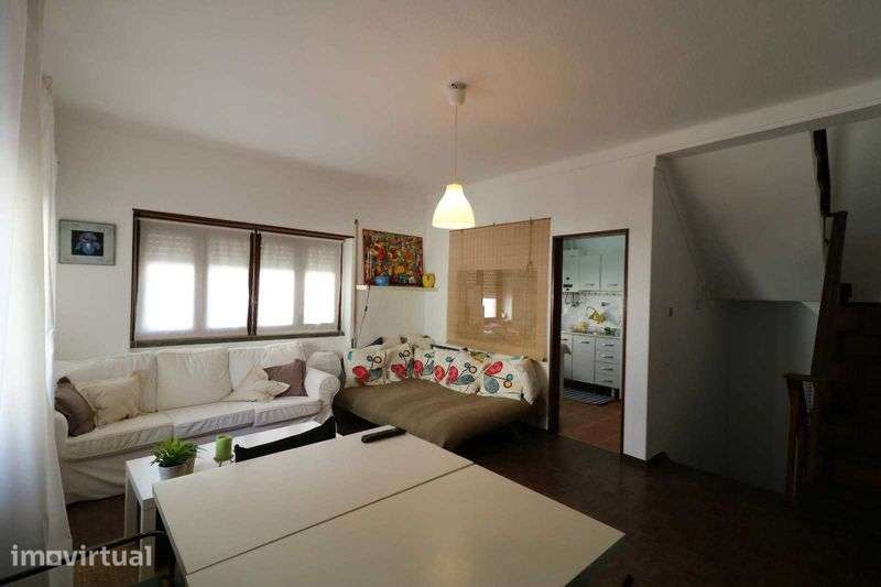 Moradia V2 em Santa Cruz, Silveira - Grande imagem: 2/12