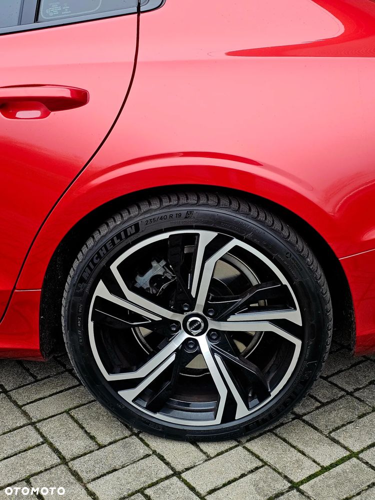 Volvo S60 B5 B AWD Ultimate Dark - 26