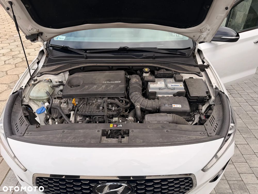 Hyundai i30 1.4 T-GDI Premium DCT - 16