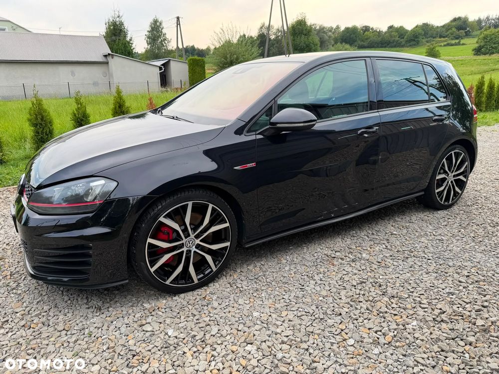 Volkswagen Golf GTI Performance BlueMotion Technology DSG - 11