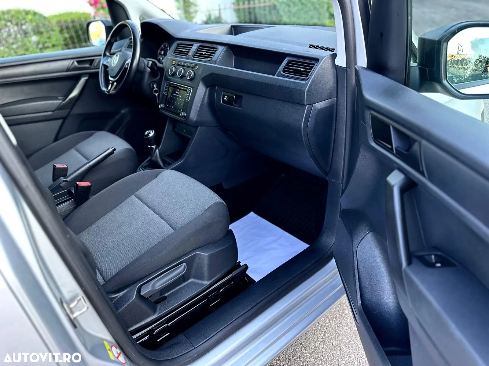Volkswagen Caddy Maxi - 18