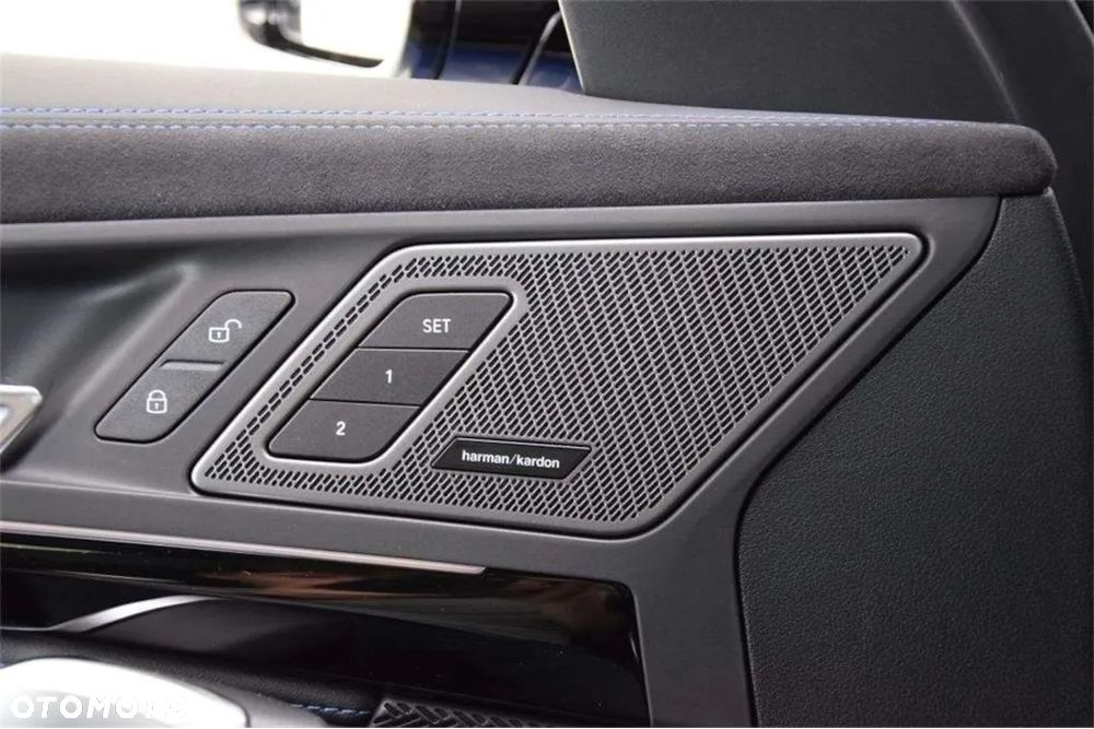 BMW X1 sDrive18i - 15