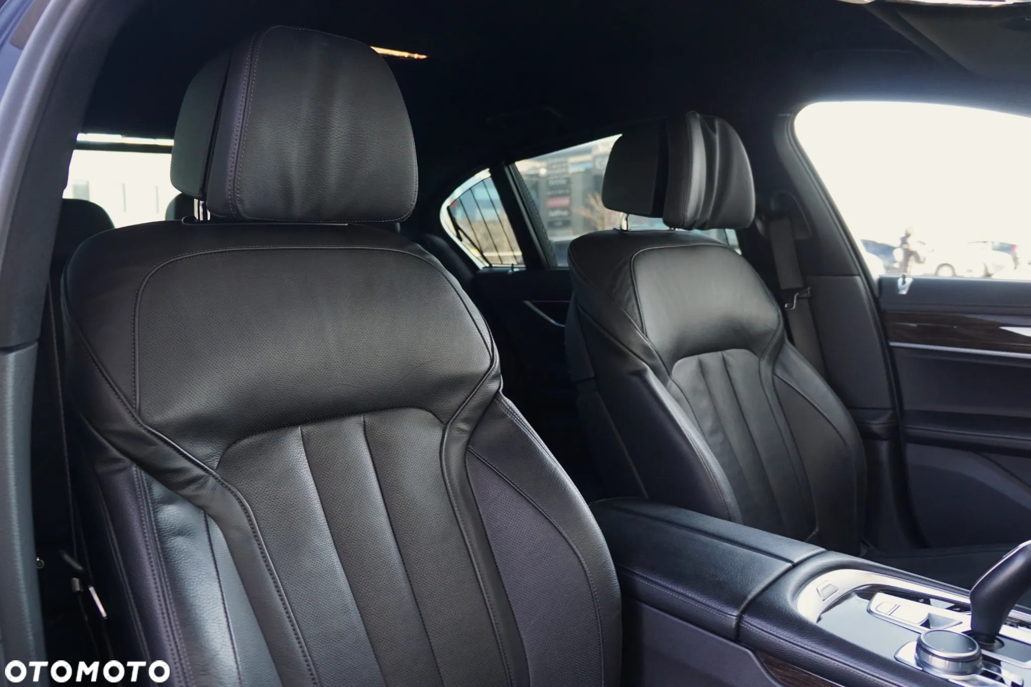 BMW Seria 7 - 15
