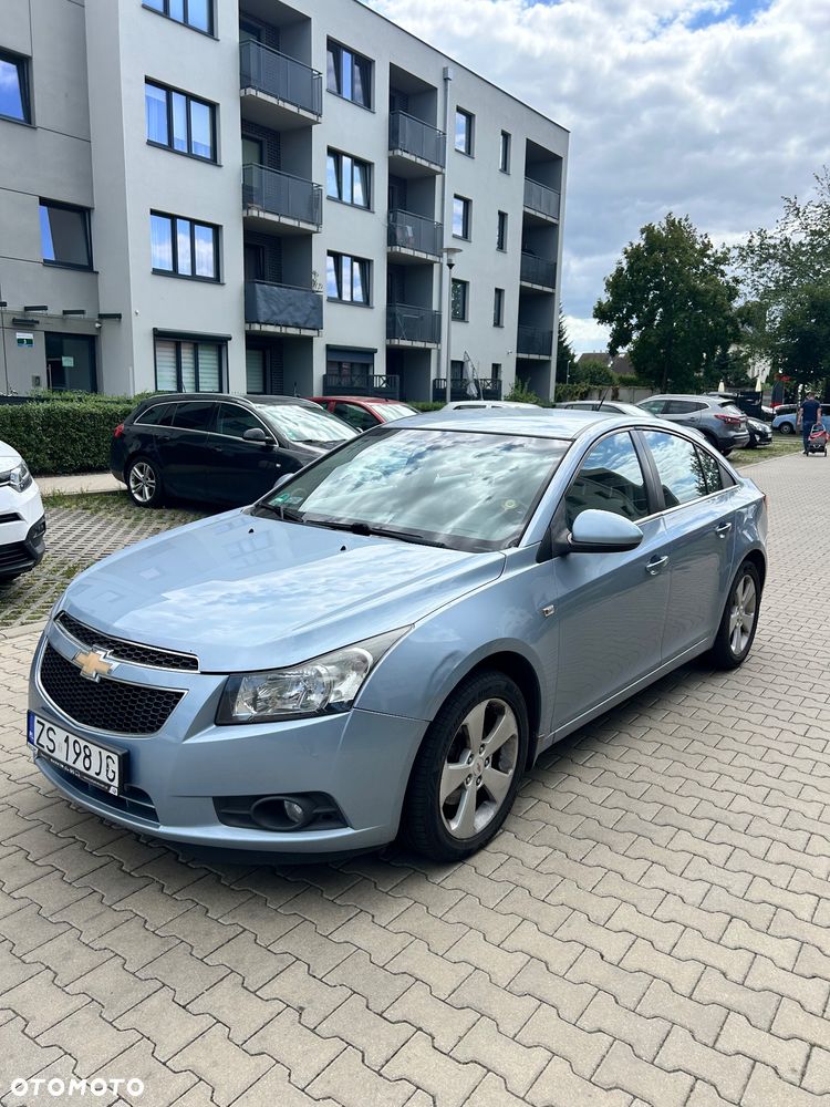 Chevrolet Cruze - 4