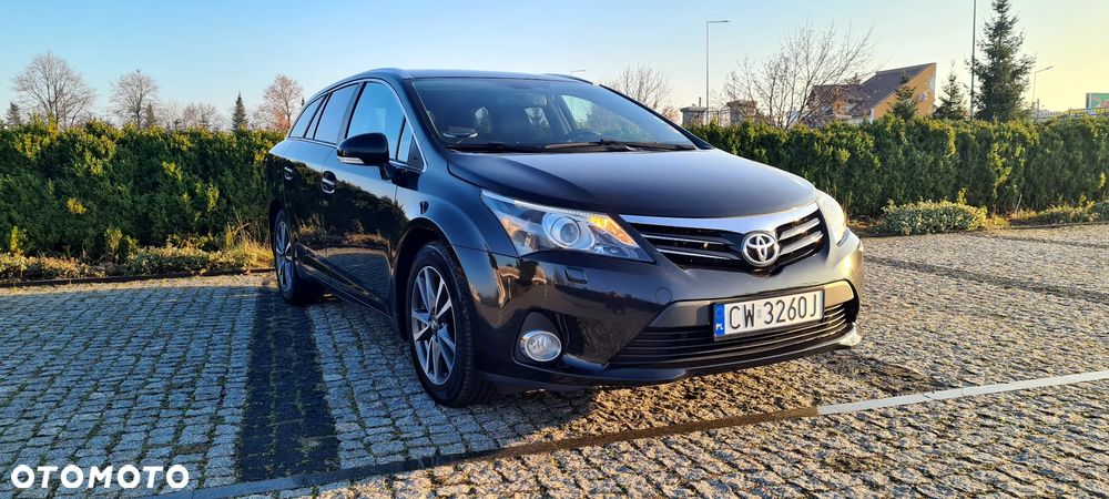Toyota Avensis 1.8 Premium - 3