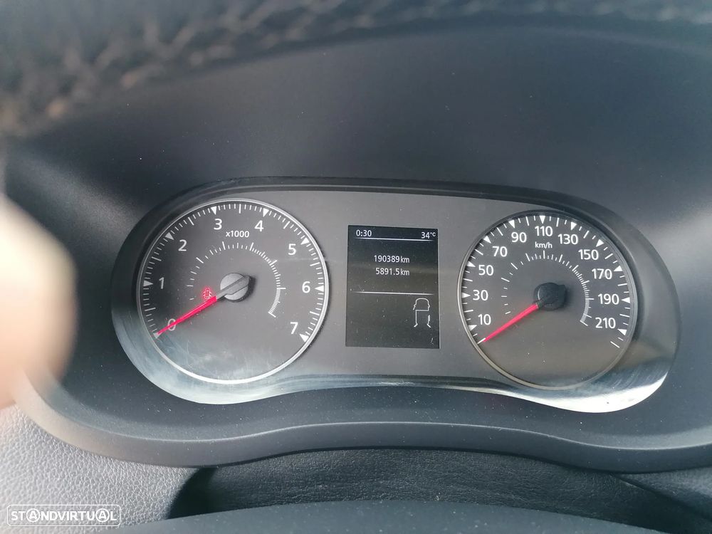 Renault Master 2.3 DCI - 11