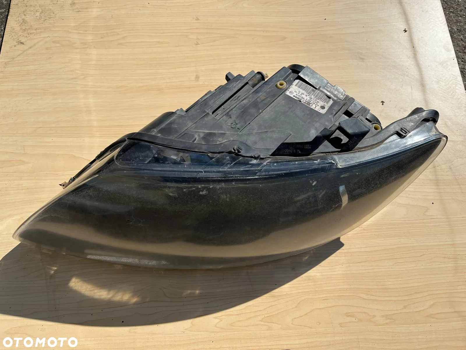 Lampa przednia lewa 4LO941003K Audi Q7 - 2