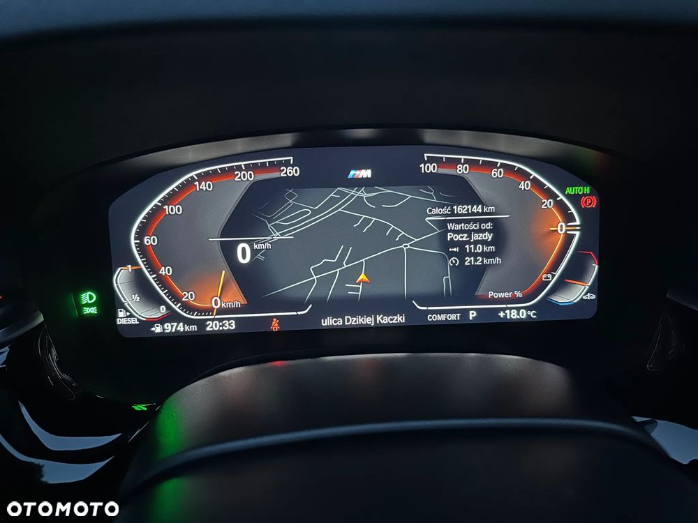 BMW Seria 5 520d xDrive MHEV - 10